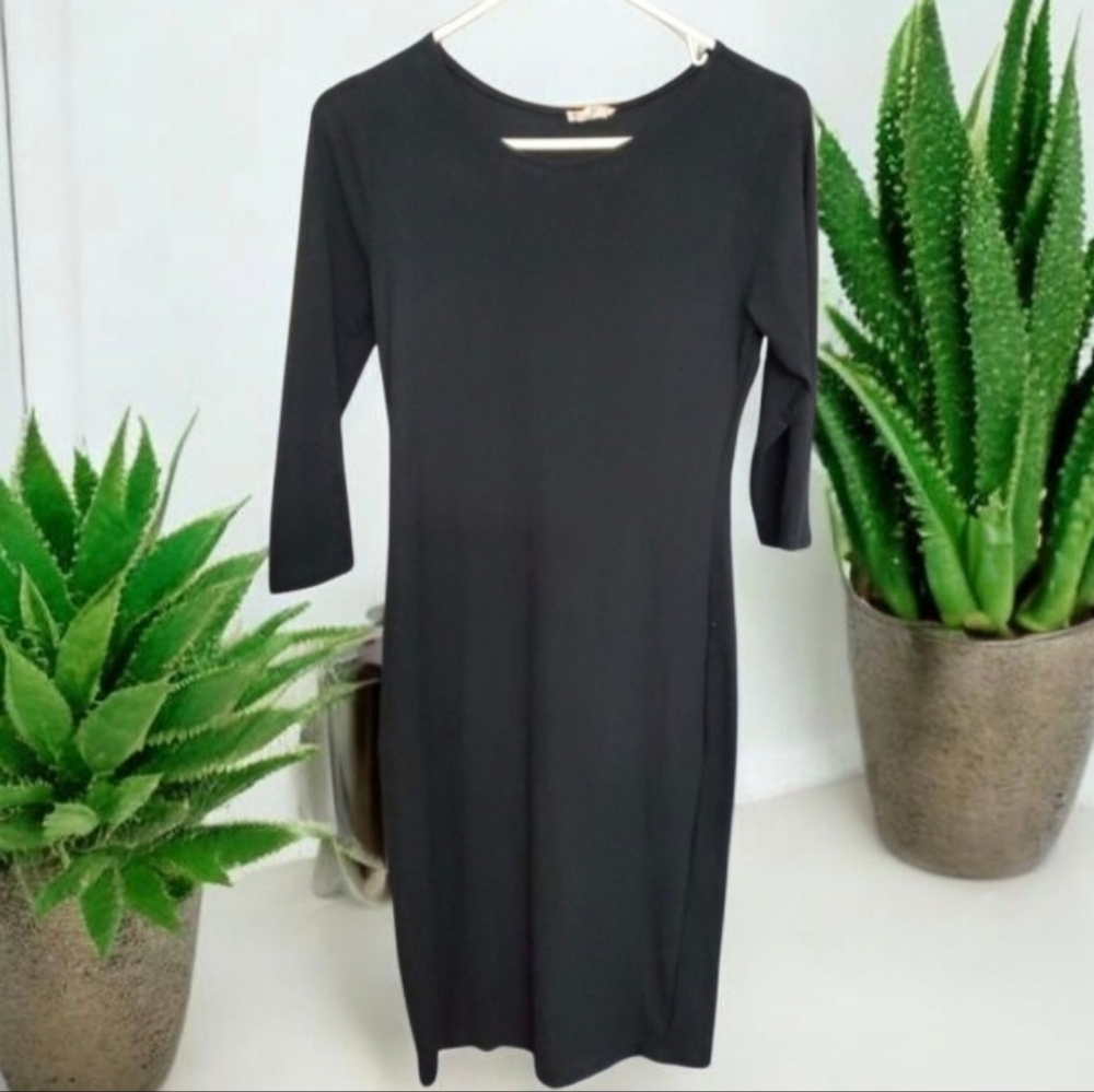 ICONOFLASH Black 3/4 Sleeve Bodycon Midi Dress